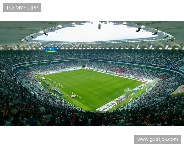 主场伯纳乌赛前反种族主义横幅