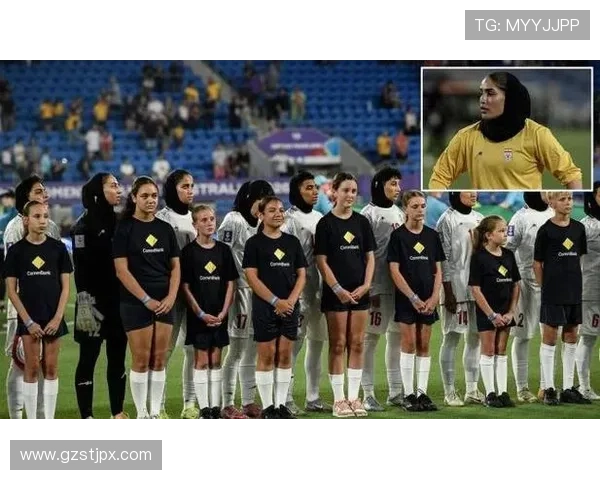 伊朗男女足拒唱国歌为争女性权抗议